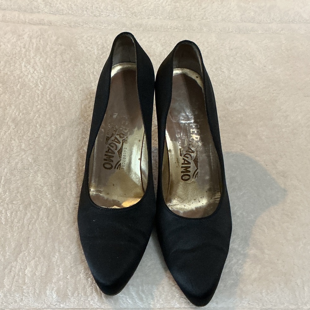 Salvatore Ferragamo Black Satin Pointed Toe Women's Pumps
